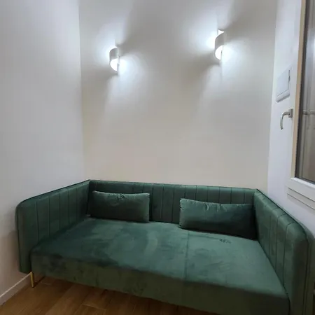Διαμέρισμα Chic Ίμολα